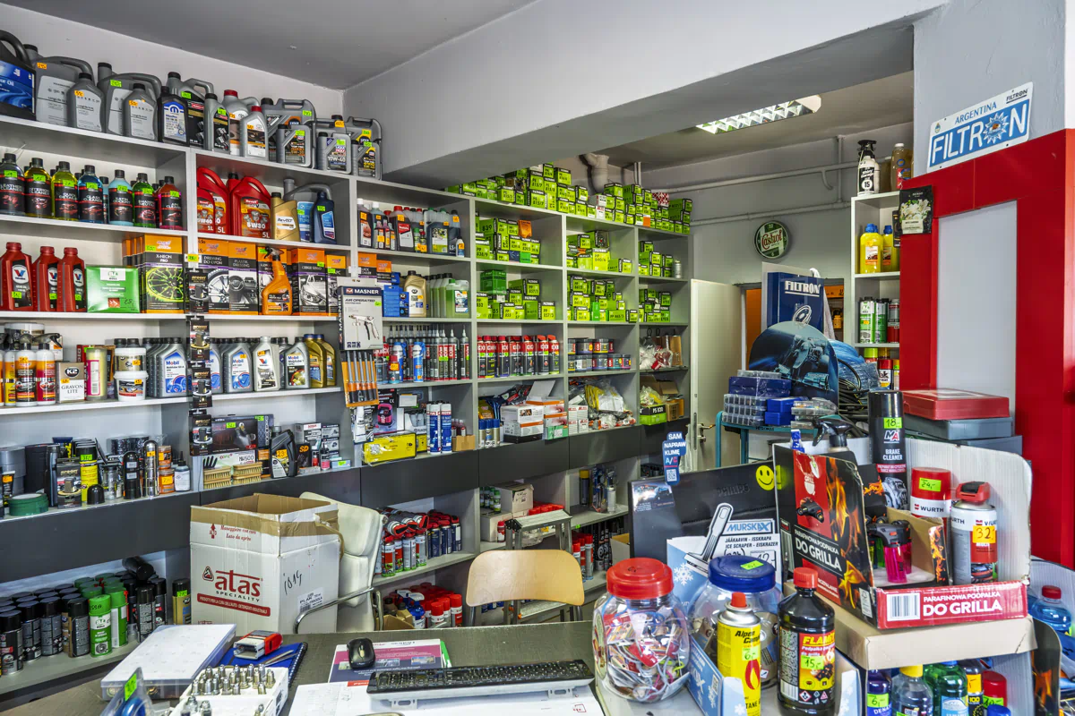 Szeroki wybór produktów do pielęgnacji i eksploatacji auta – sklep Konkret Sp. z o.o.